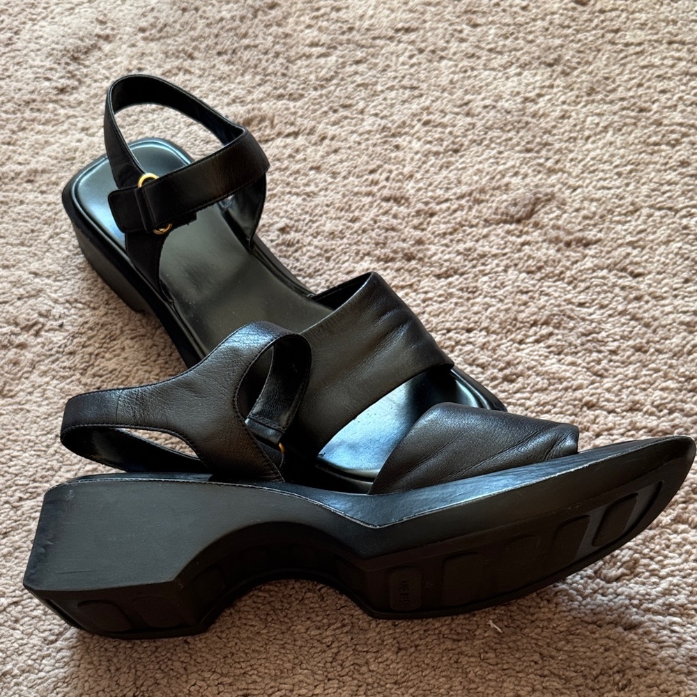 Nine West Black Women's Platform Sandals with Block Heel. Size 8 - Picture 8 of 13